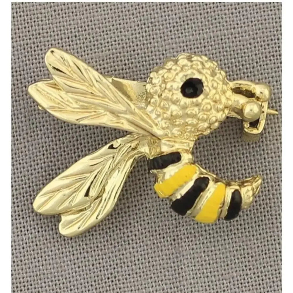 Vintage Set‎ Of 2 Signed Gerry’s Stinging Bumblebee Bee Enamel Gold Tone Brooch